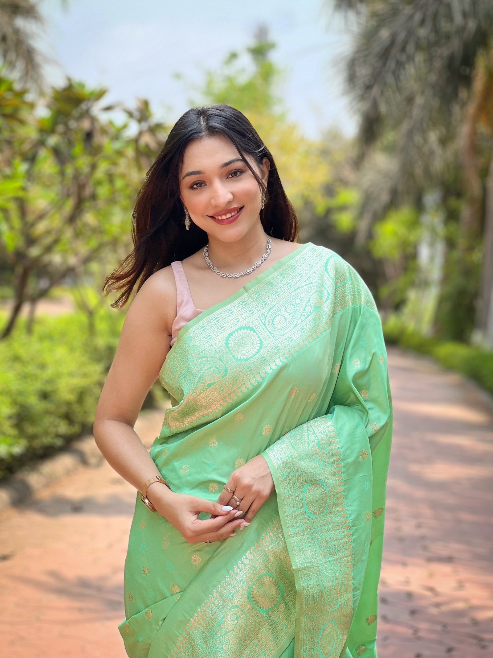 Pure Banarasi Zari Saree - Image 1