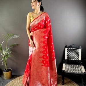 Royal Gold Zari Banarasi Lichi Silk Saree - Image 4