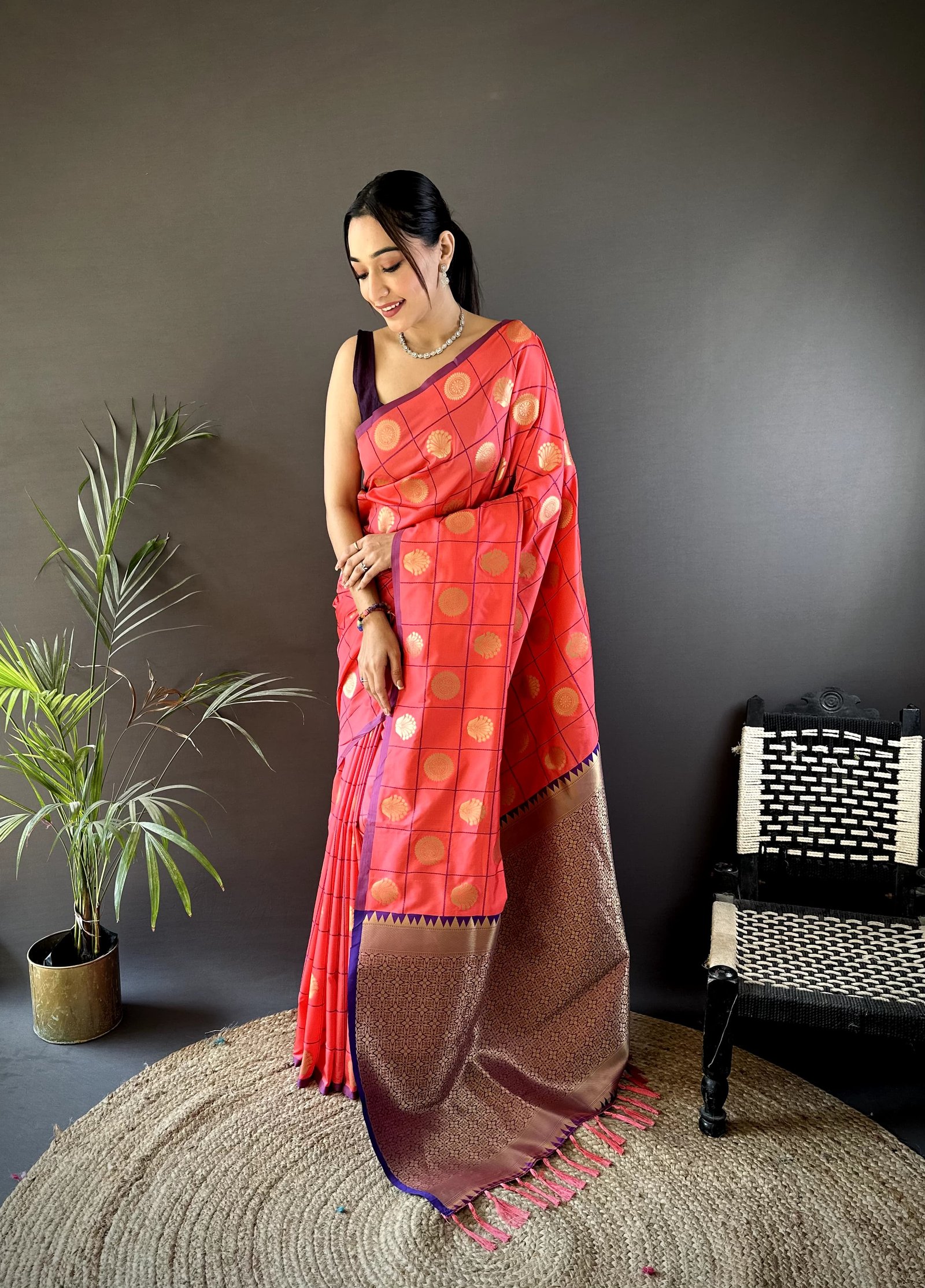 Golden Elegance Soft Silk Saree - Image 2