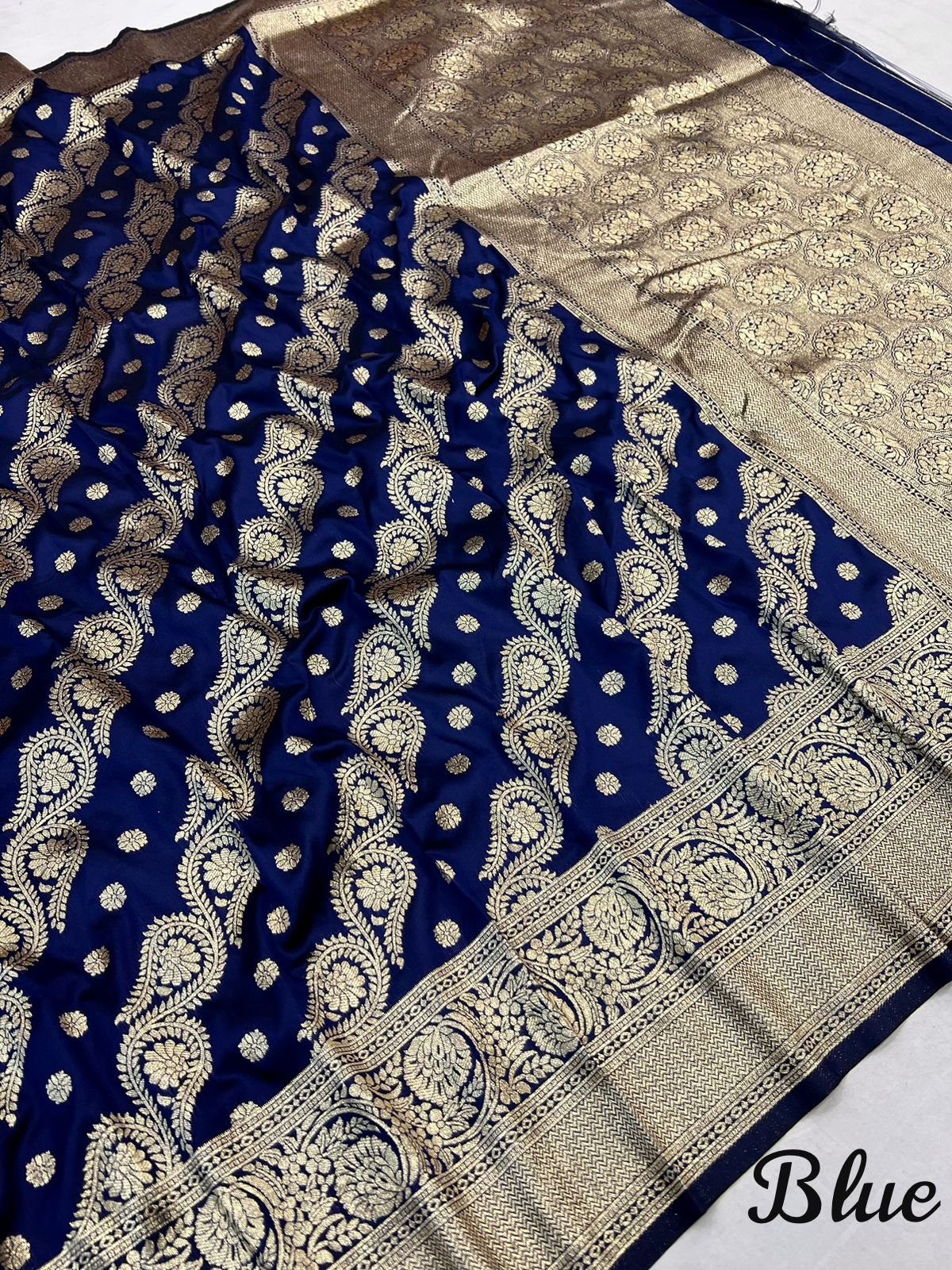 Auspicious Banarasi Silk Saree - Image 2