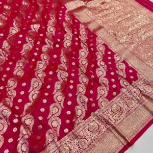 Auspicious Banarasi Silk Saree - Image 3