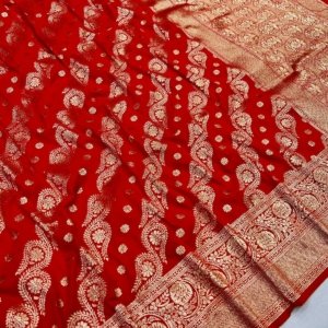 Auspicious Banarasi Silk Saree - Image 5
