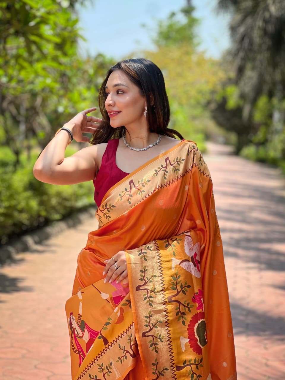 Dancer Meenakari Kanchivaram Paithani Silk Saree - Image 3