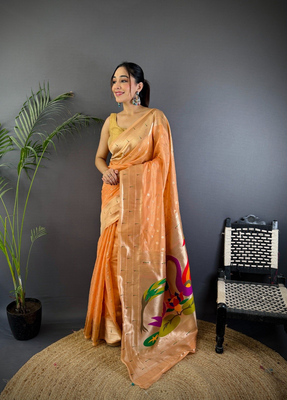 Mina Butti Paithani Tissue Silk Saree - Image 2