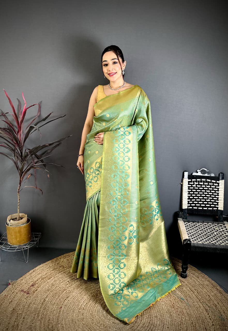 Ioniq South Pattu Banarasi Silk Saree - Image 1