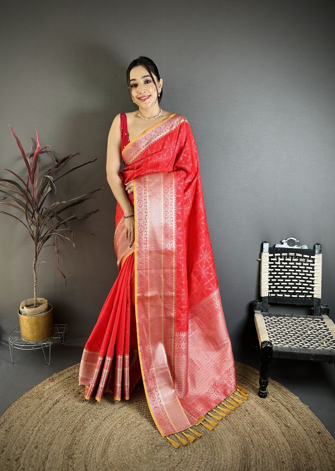 Banarasi Jacquard Silk Saree - Image 6