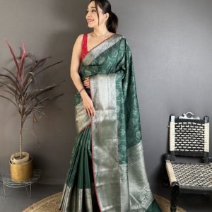 Banarasi Jacquard Silk Saree - Image 4