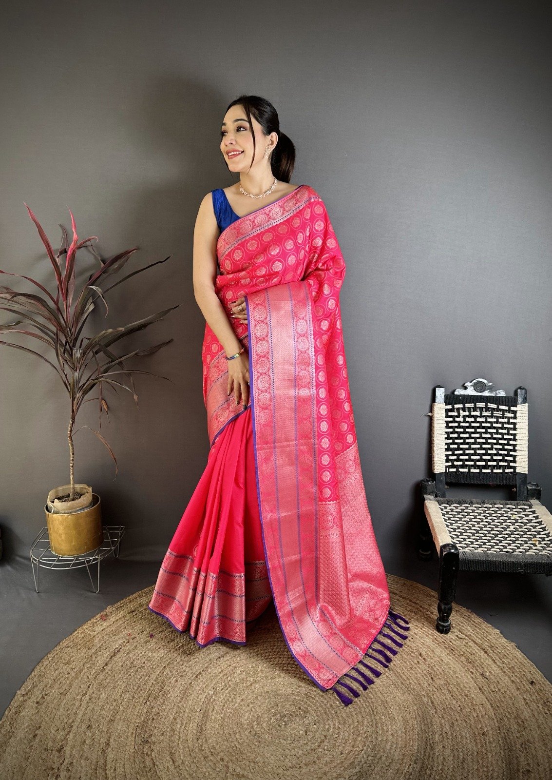 Banarasi Jacquard Silk Saree - Image 5