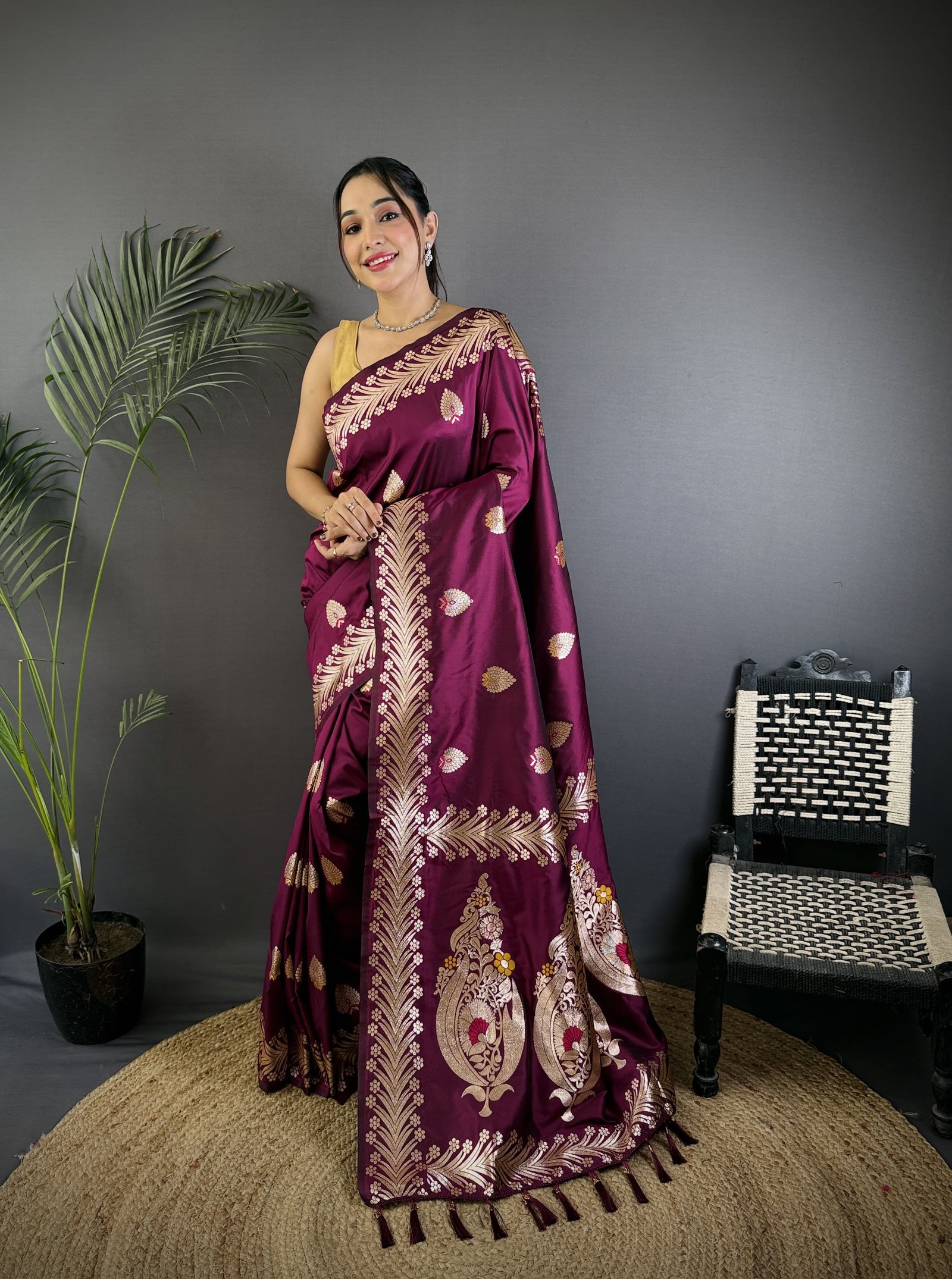 Triber Meenakari Banarasi Silk Saree - Image 7