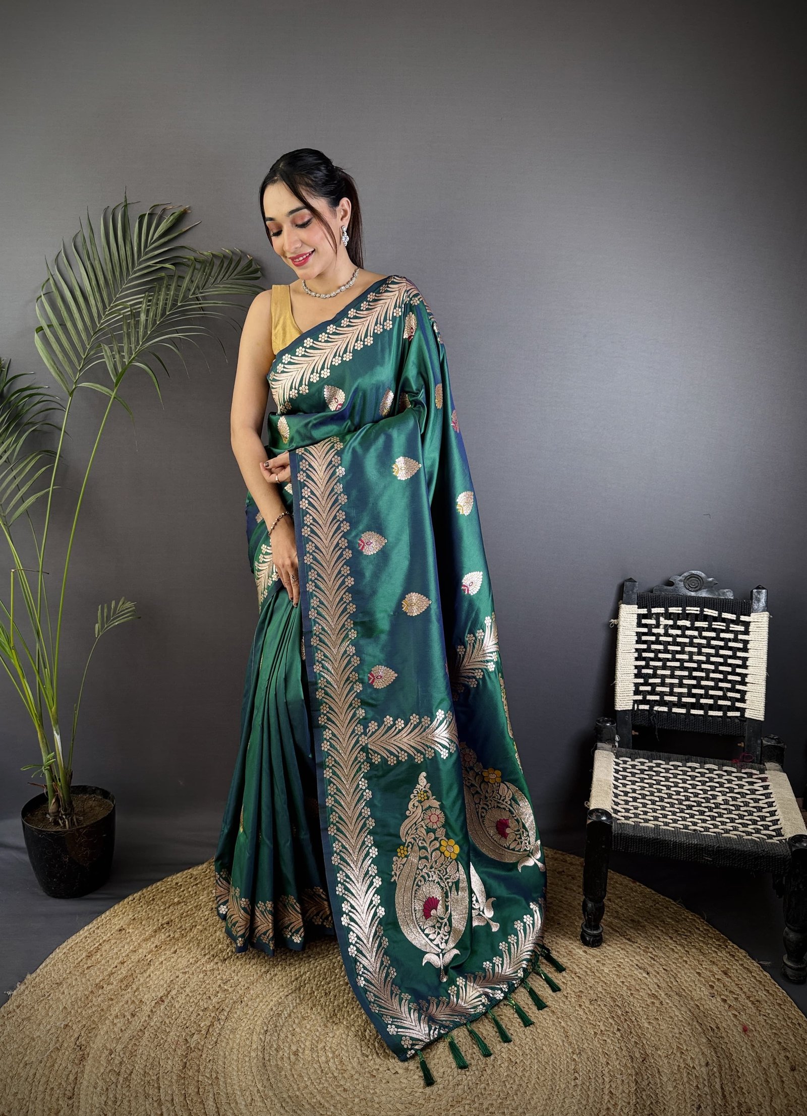 Triber Meenakari Banarasi Silk Saree - Image 5