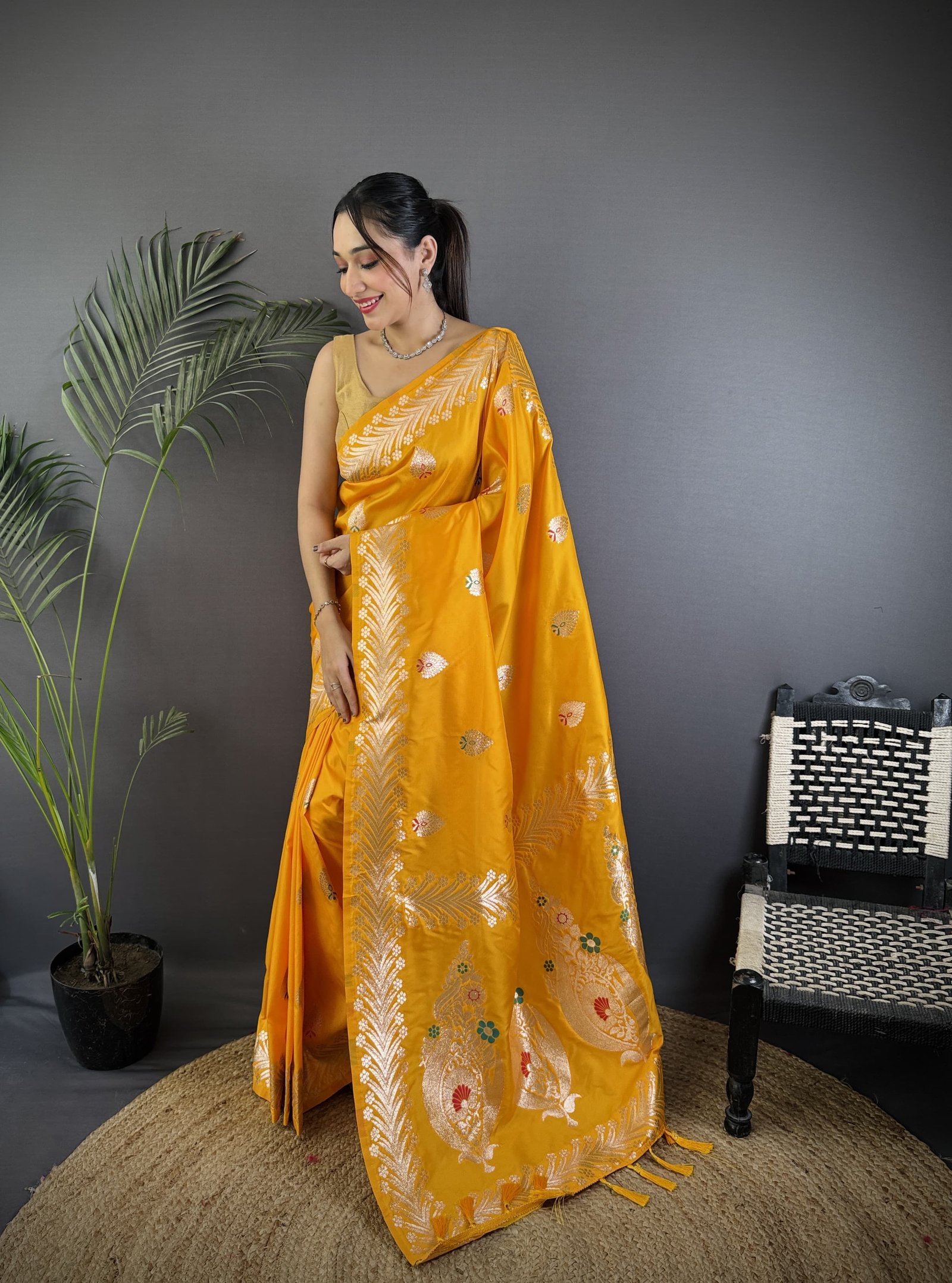 Triber Meenakari Banarasi Silk Saree - Image 10