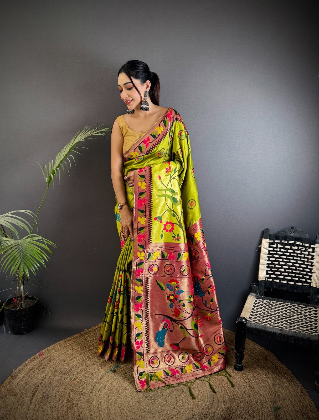 Meenakari Paithani Silk Saree - Image 5