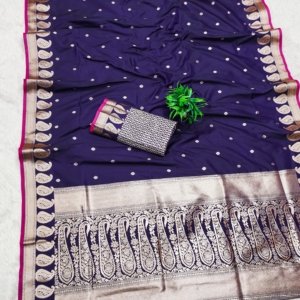 Avinya Gold Zari Banarasi Silk Saree - Image 4