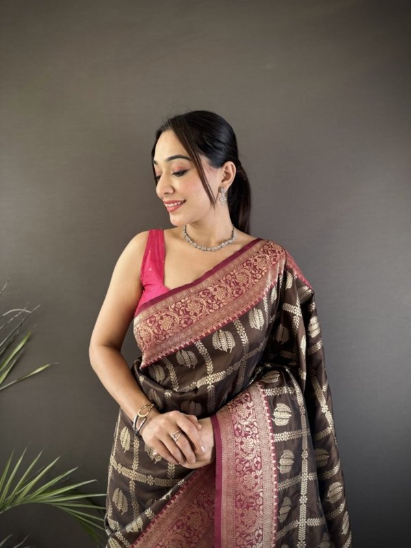 Majestic Gold Zari Lichi Silk Saree