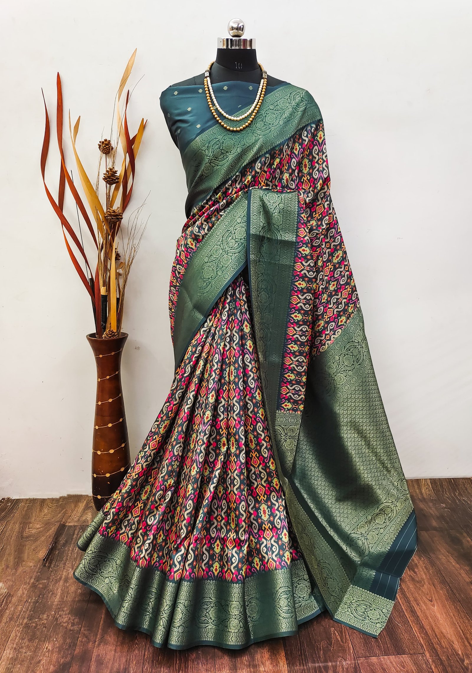 Digital Elegance Lichi Silk Saree - Image 4