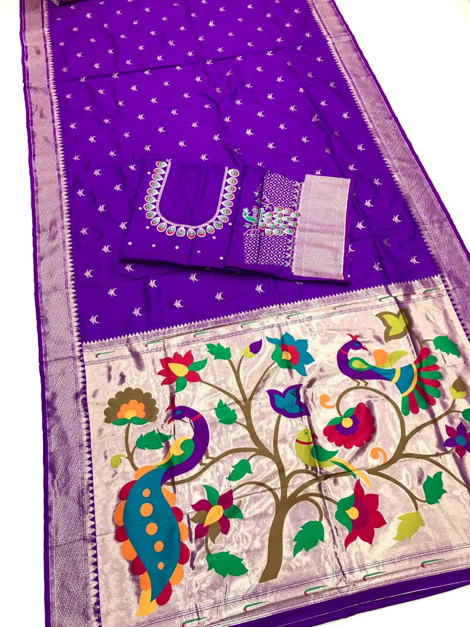 Tilak Paithani Banarasi Lichi Silk Saree - Image 4