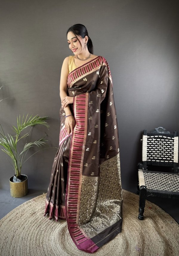 Royal Zari Butti Banarasi Lichi Silk Saree