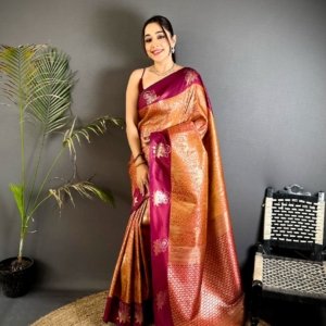 Rose Gold Zari Soft Silk Saree - Image 2