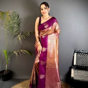 Rose Gold Zari Soft Silk Saree - Image 3
