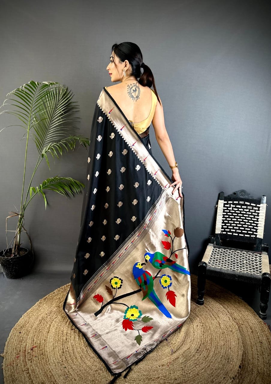 Royal Jalar Kanchipuram Silk Saree - Image 2
