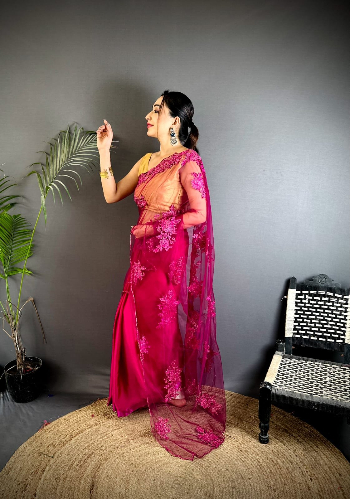 Velvet Glow Georgette Saree - Image 6