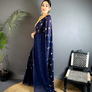 Velvet Glow Georgette Saree - Image 2