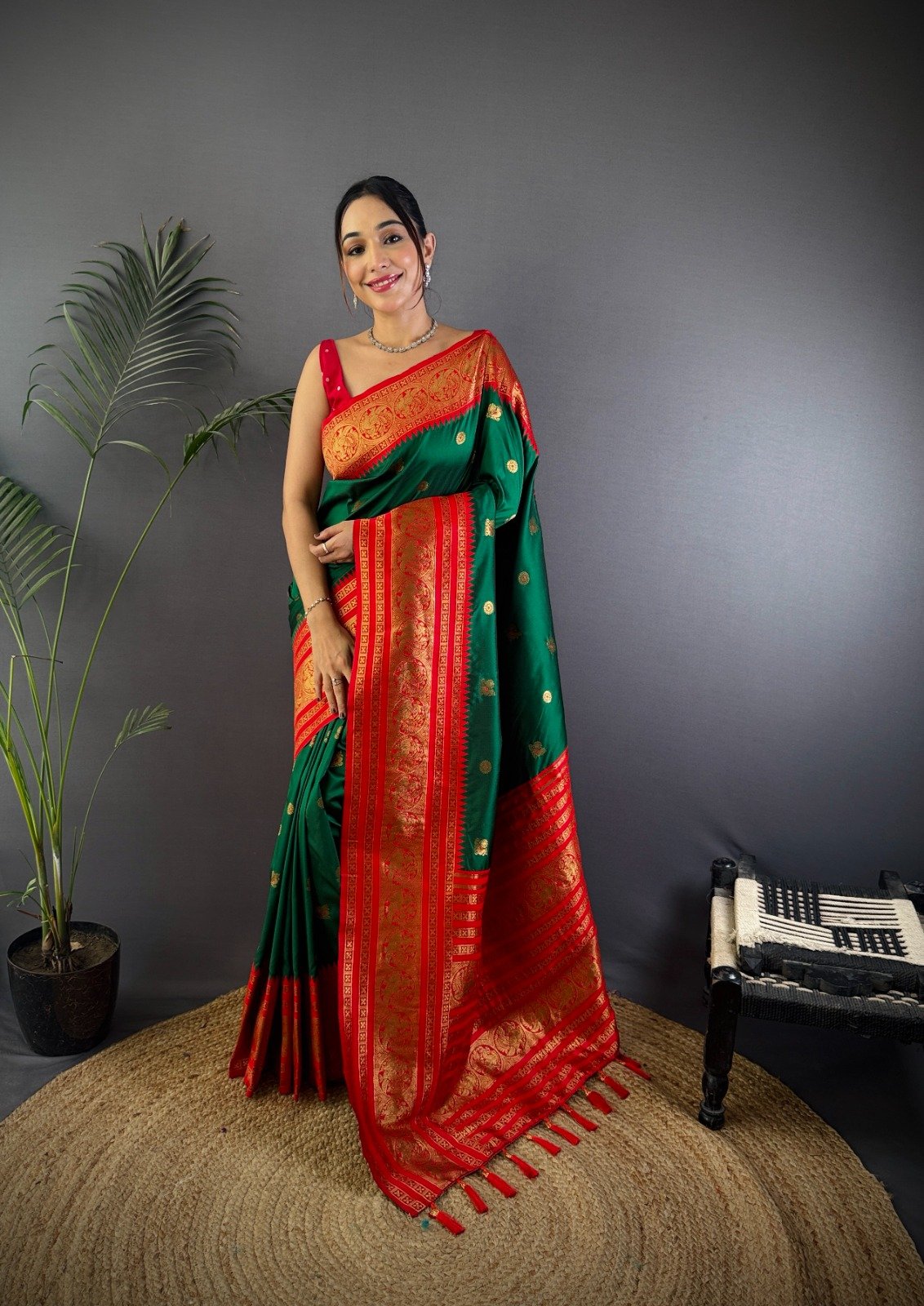 Two-Tone Narayan Soft Silk Saree - Image 6