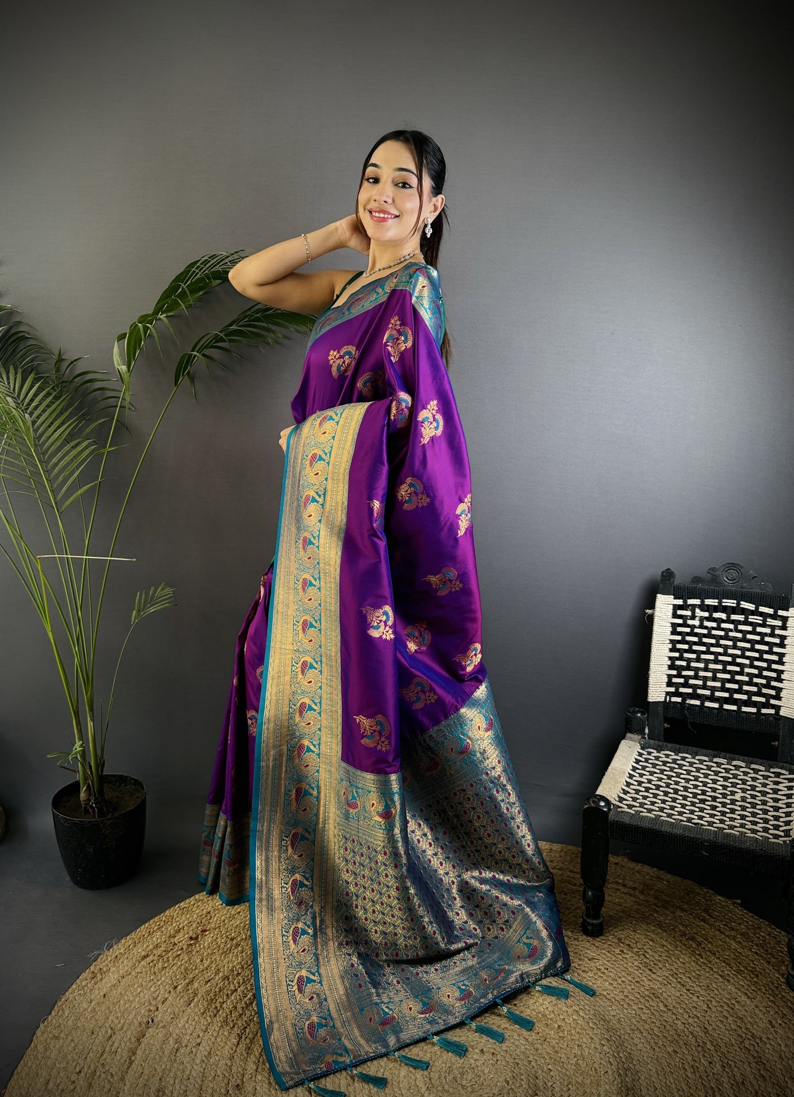 Royal Peacock Zari Banarasi Silk Saree - Image 7