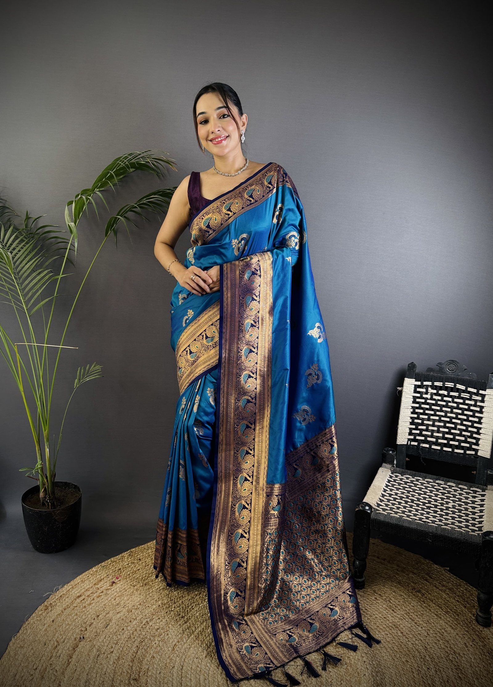 Royal Peacock Zari Banarasi Silk Saree - Image 9