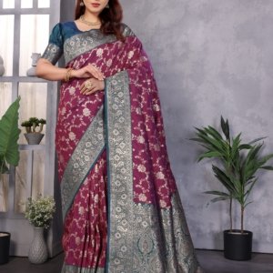 Zari Banarasi Silk Saree - Image 3