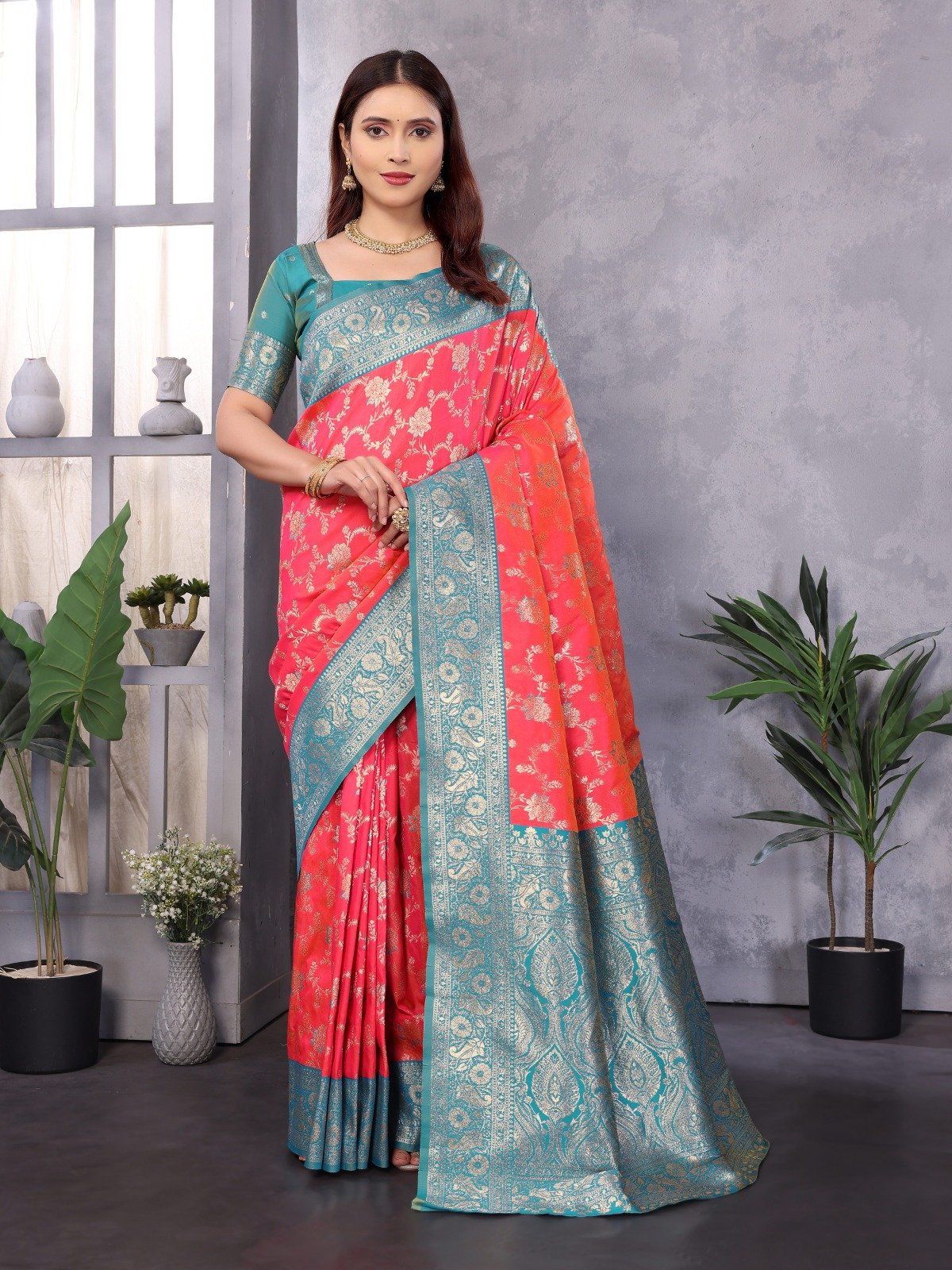 Zari Banarasi Silk Saree - Image 1