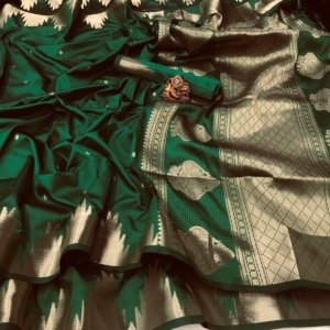 Golden Grace Lichi Silk Saree - Image 3