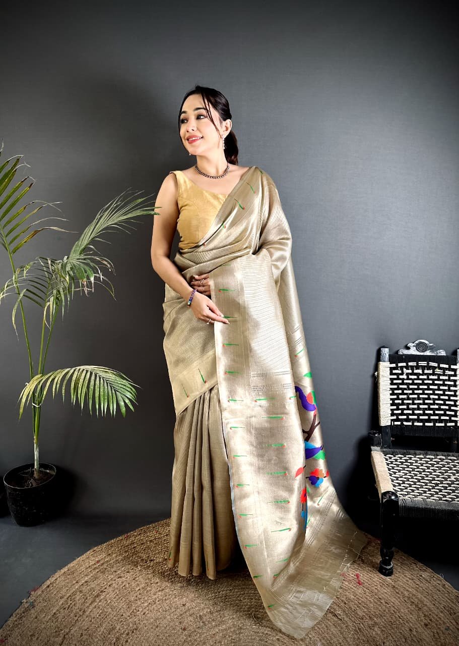 Royal Parrot Pallu Kanchivaram Paithani Saree - Image 5