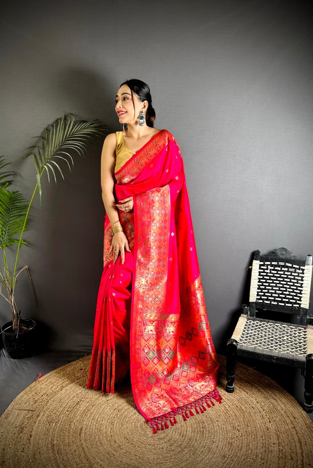 Multicolor Meenakari Patola Banarasi Lichi Silk Saree - Image 2