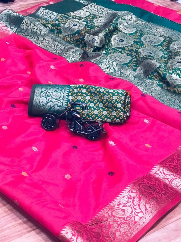 Evergreen Meenakari Banarasi Silk Saree
