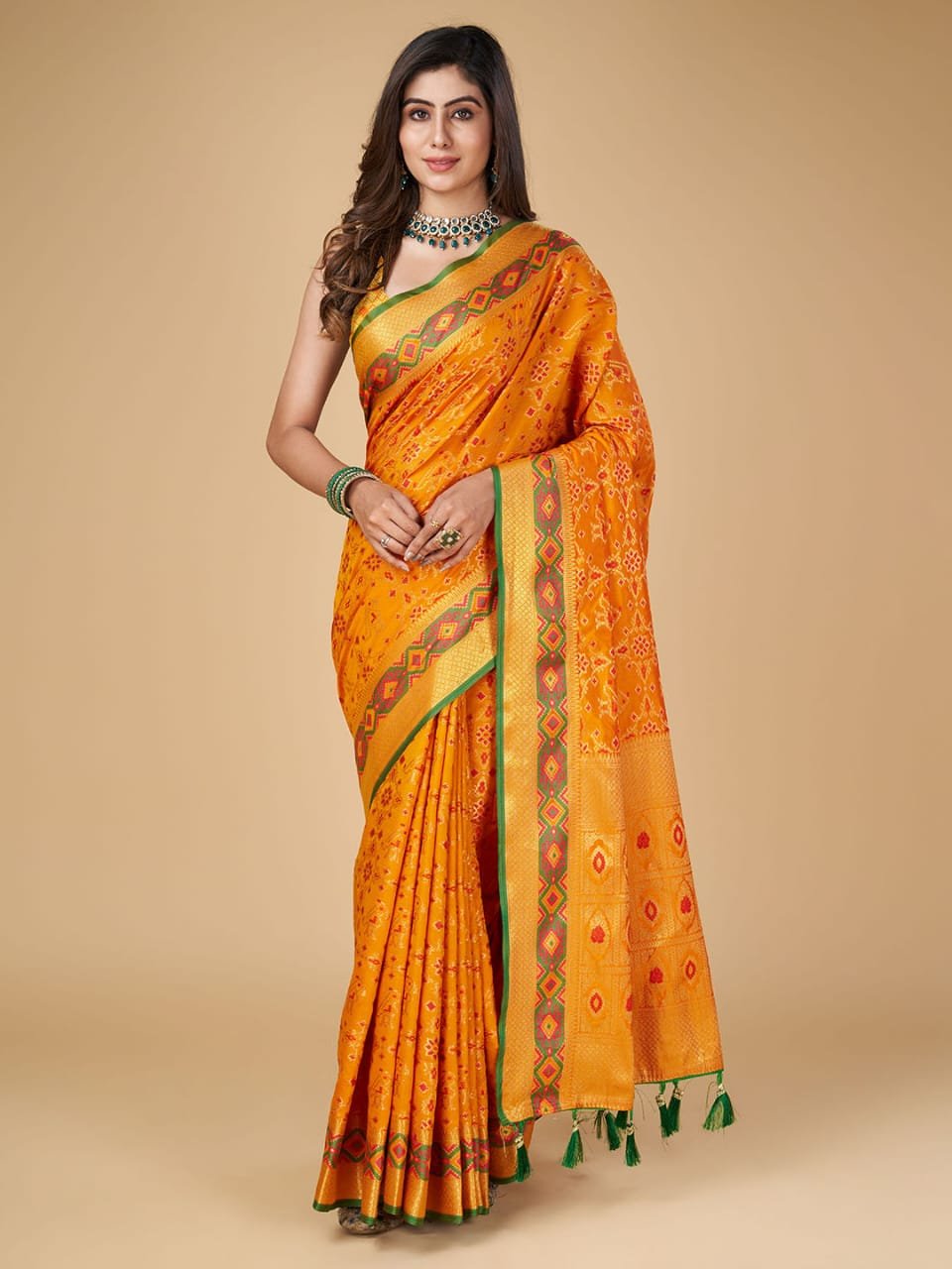 Meena Zari Patola Banarasi Silk Saree - Image 6
