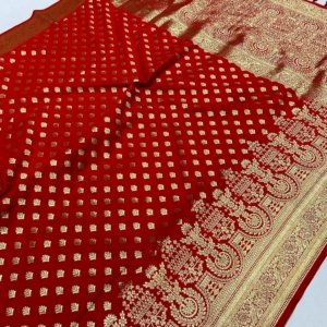 Royal Majesty Silk Saree - Image 5