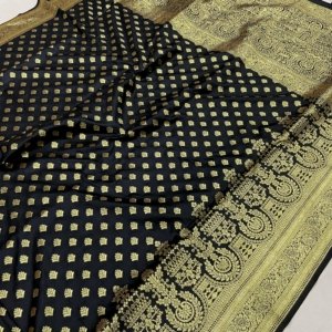 Royal Majesty Silk Saree - Image 2