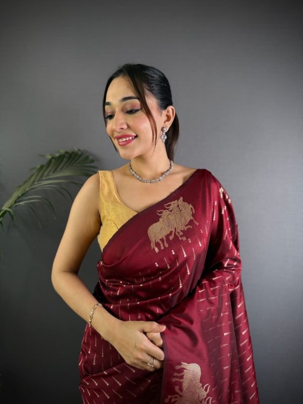 Elegant Weave Lichi Silk Saree
