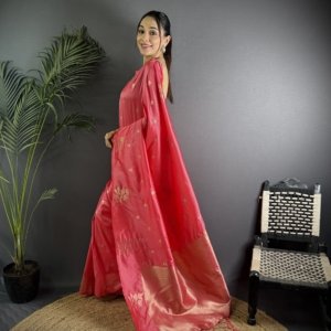 Floral Weave Lichi Silk Saree - Image 11