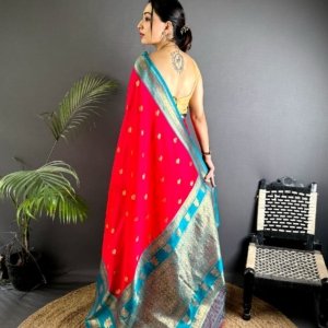 Dual Zari Banarasi Silk Saree - Image 7