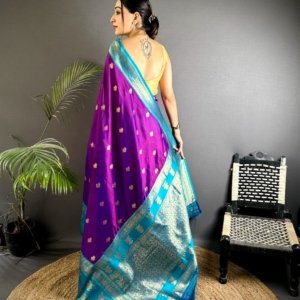Dual Zari Banarasi Silk Saree - Image 6