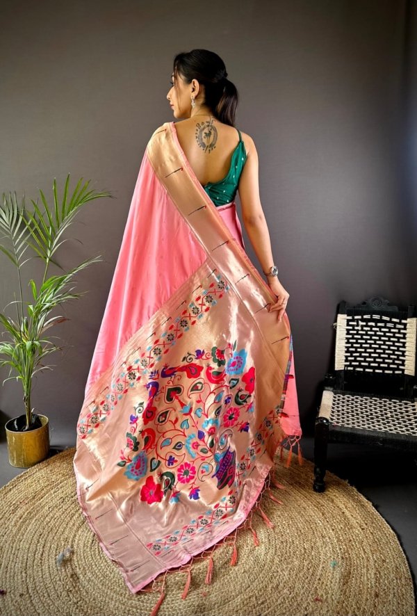 Aavishkar Royal Kanchipuram Silk Saree
