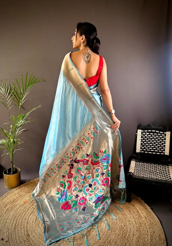 Aavishkar Royal Kanchipuram Silk Saree
