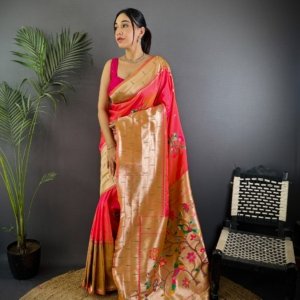 Six Lane Rosegold Banarasi Silk Saree - Image 5