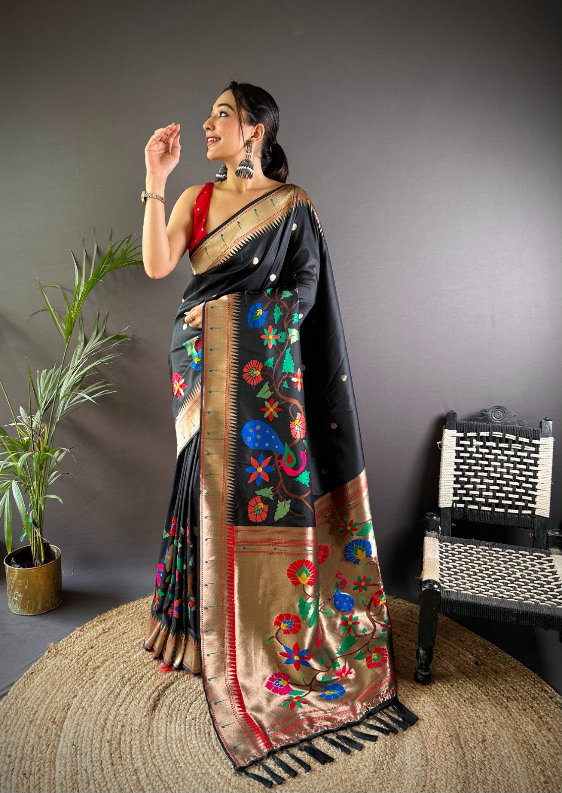 Swayamwar Royal Kanchivaram Paithani Silk Saree - Image 2
