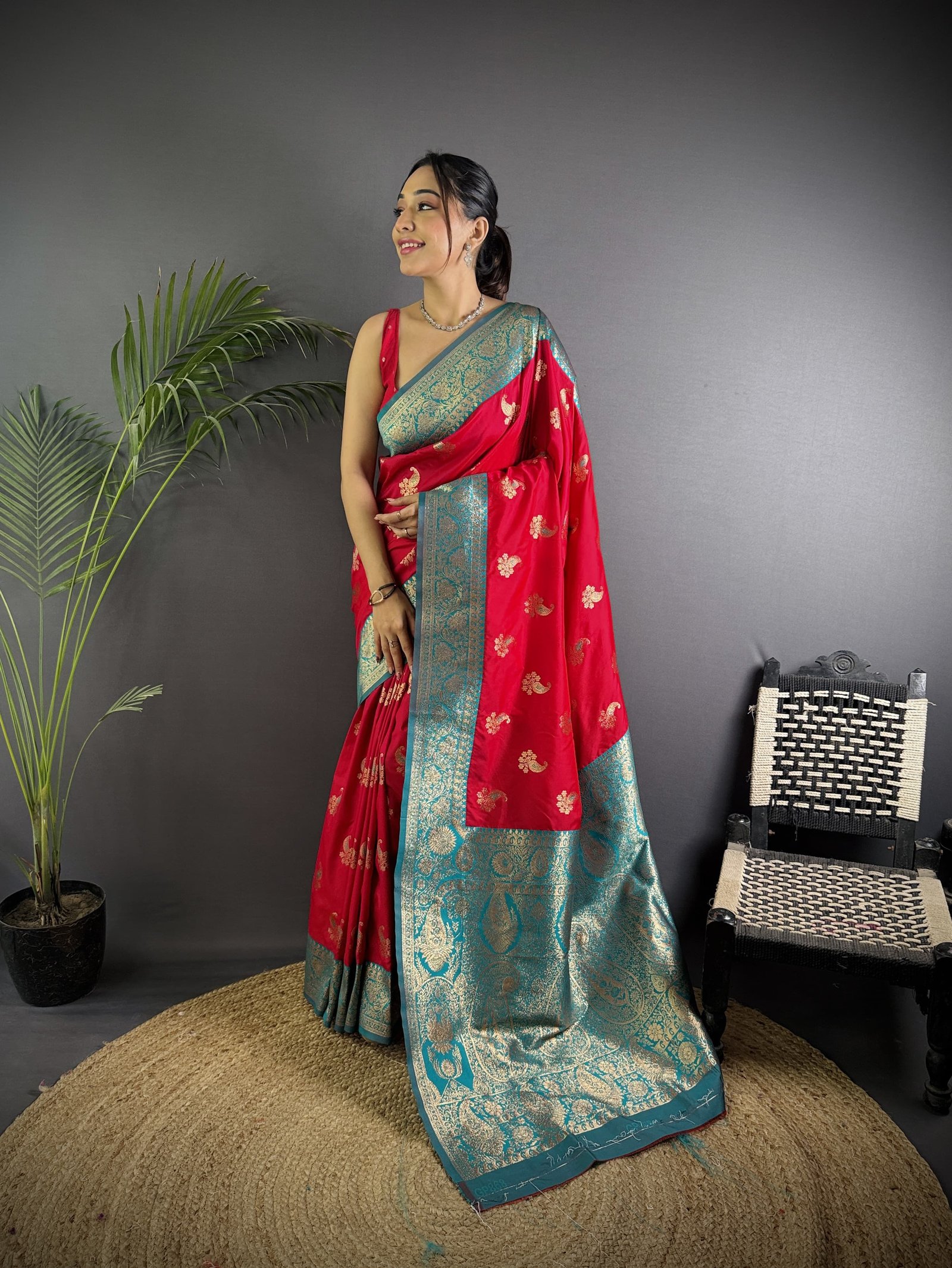 Classic Zari Banarasi Silk Saree - Image 1