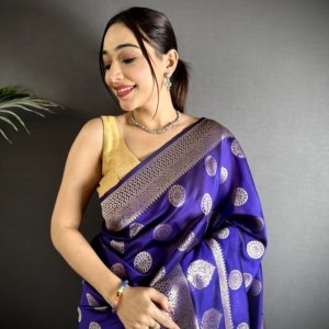 Bulbul Gold Zari Banarasi Silk Saree - Image 3