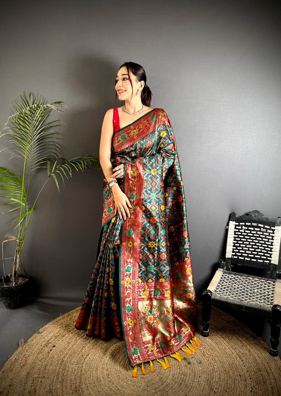 Royal Tassel Banarasi Silk Saree - Image 5