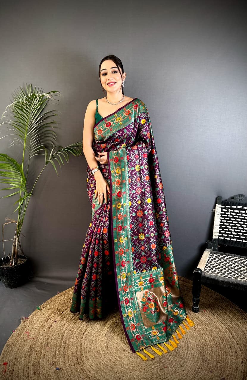 Royal Tassel Banarasi Silk Saree - Image 6